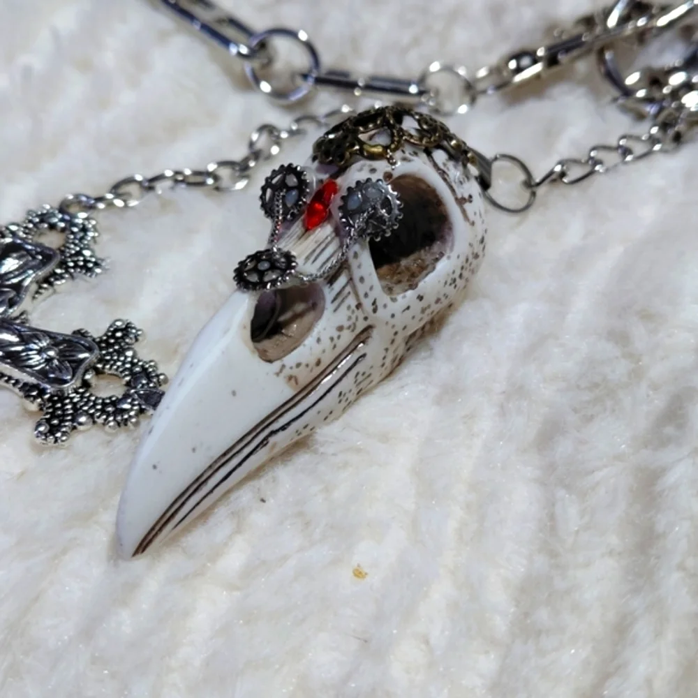 N/A unique necklace